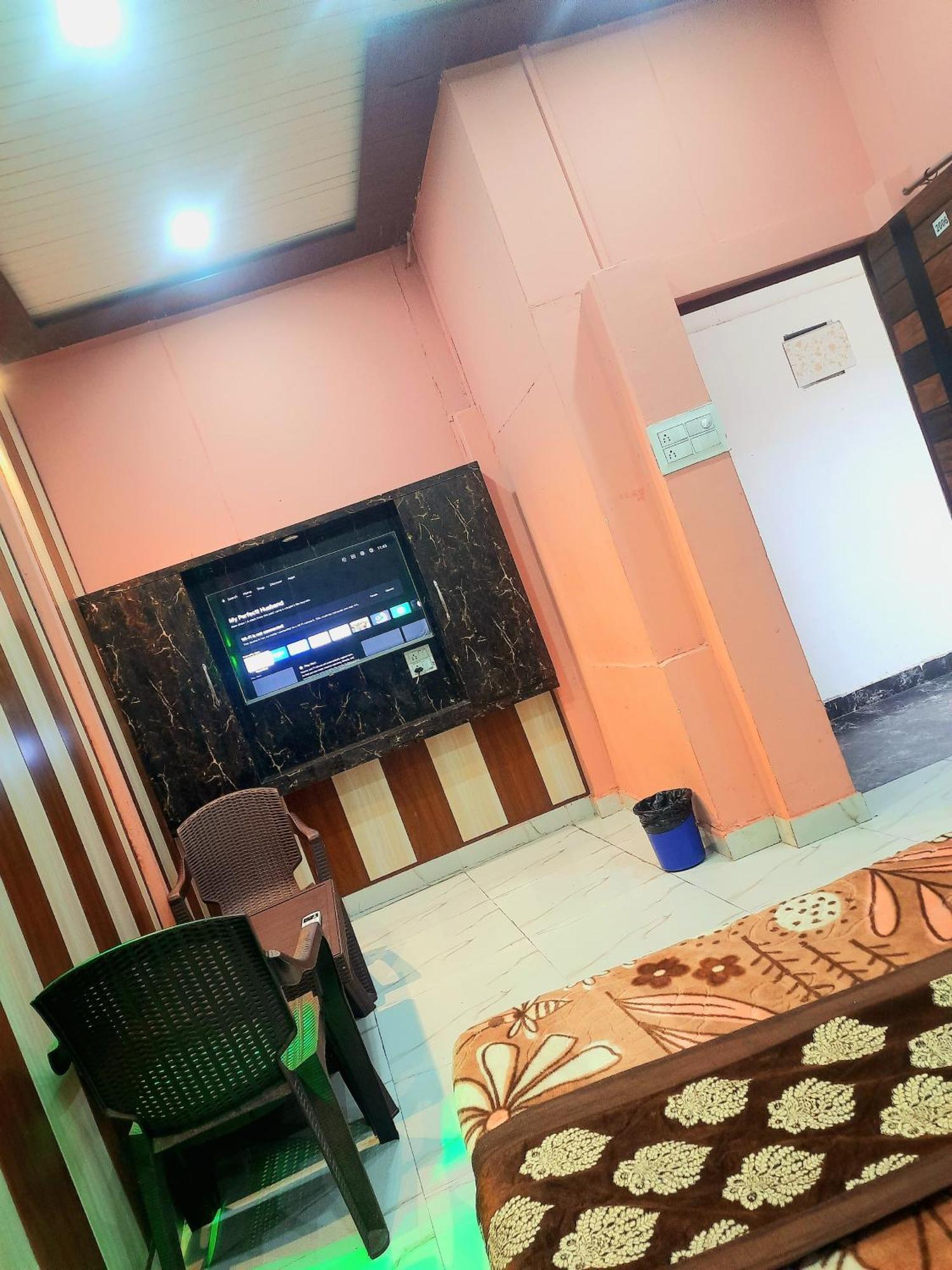 Baba Paying Guest House فاراناسي المظهر الخارجي الصورة